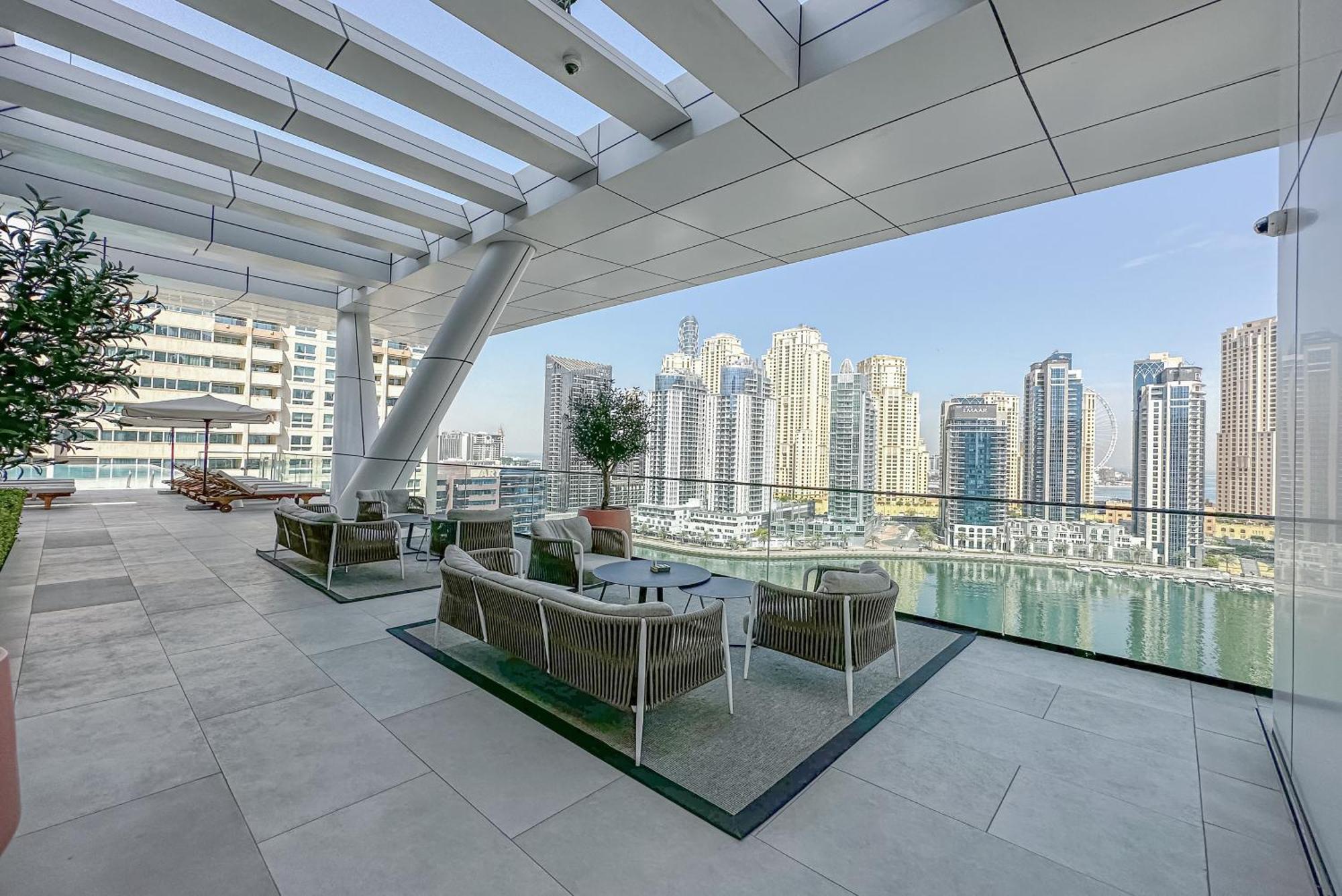 Modern 2Br High Floor Haven In Vida Dubai Marina Appartement Buitenkant foto