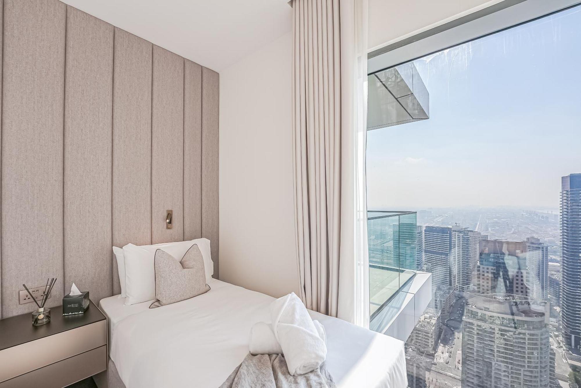 Modern 2Br High Floor Haven In Vida Dubai Marina Appartement Buitenkant foto