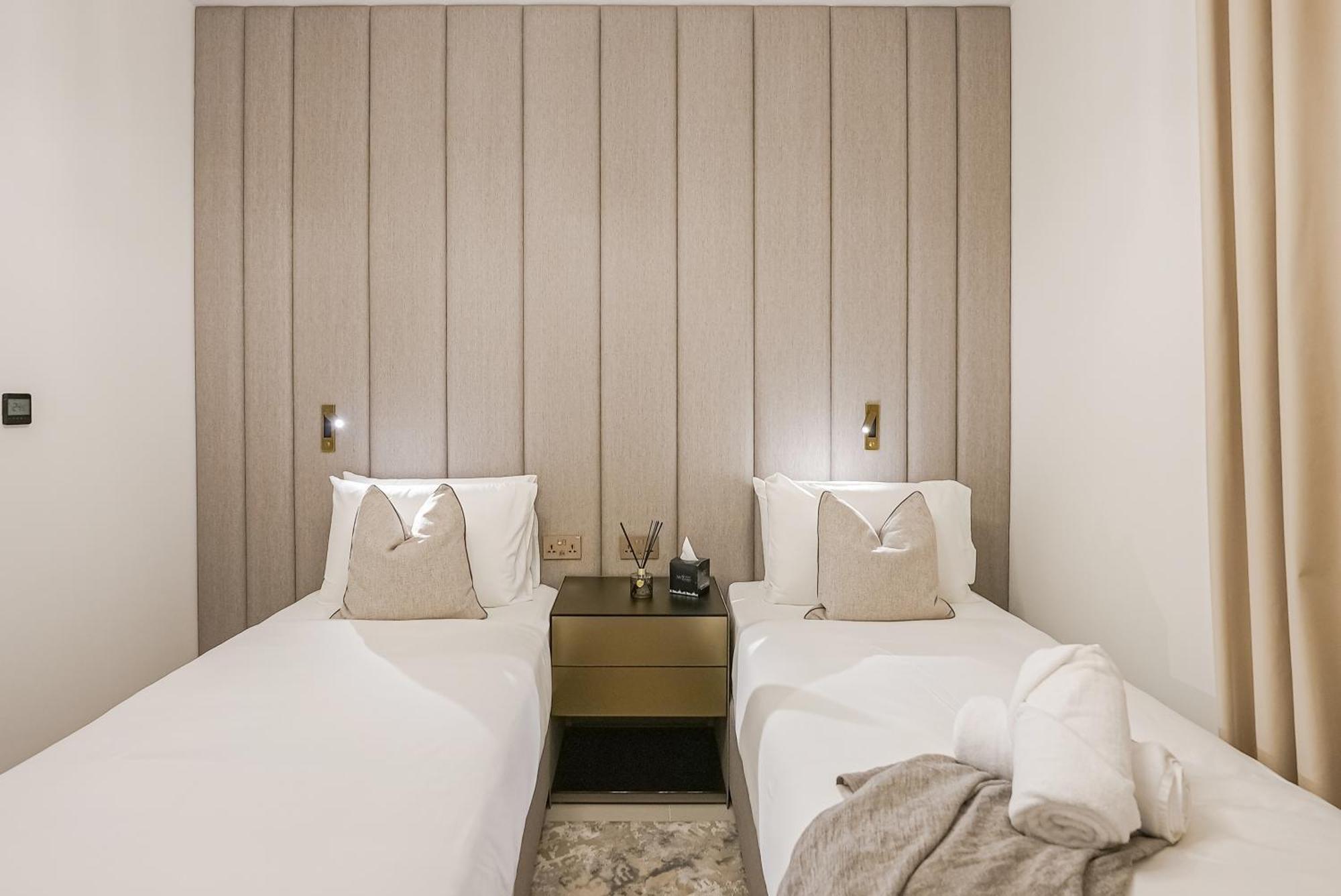 Modern 2Br High Floor Haven In Vida Dubai Marina Appartement Buitenkant foto