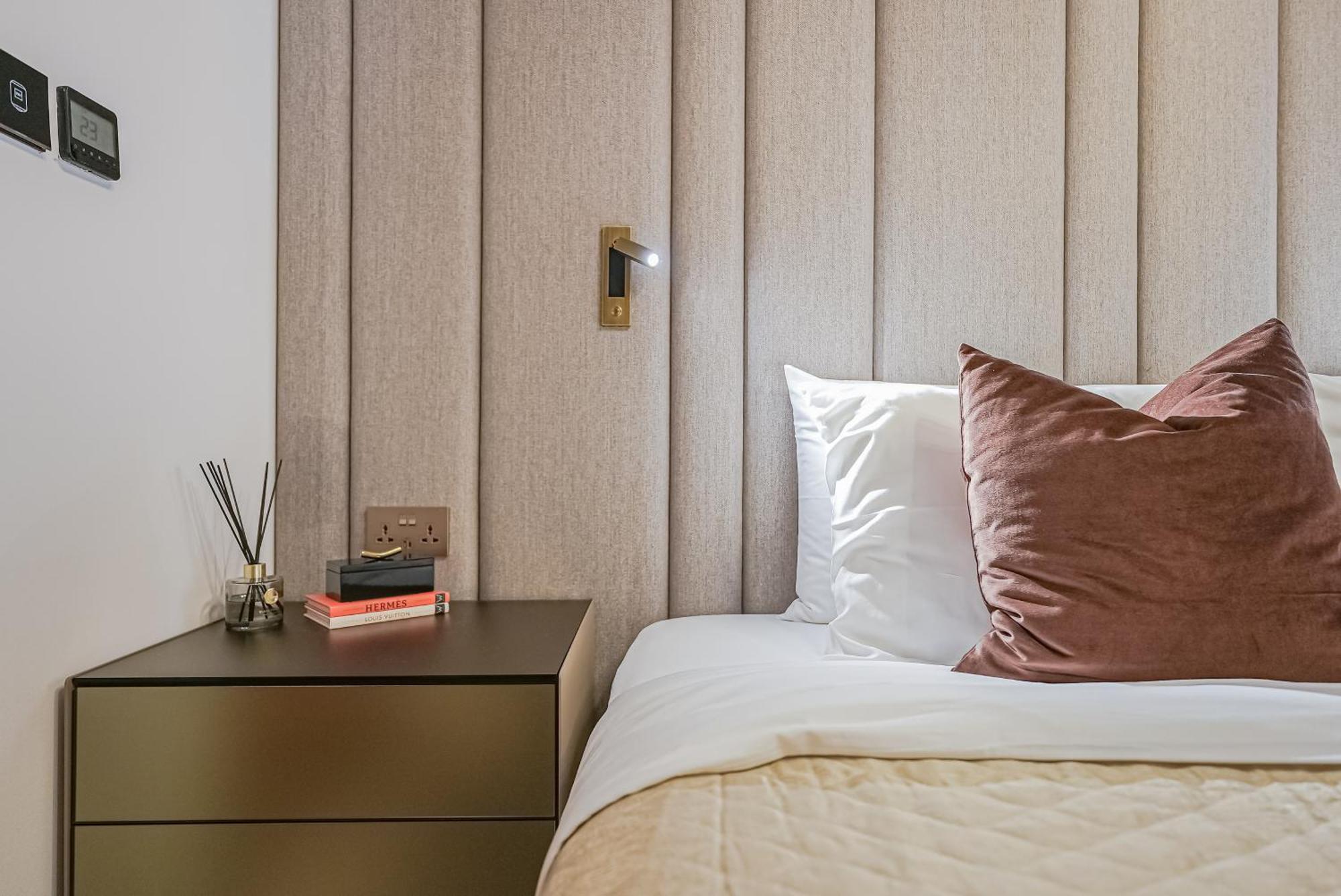Modern 2Br High Floor Haven In Vida Dubai Marina Appartement Buitenkant foto