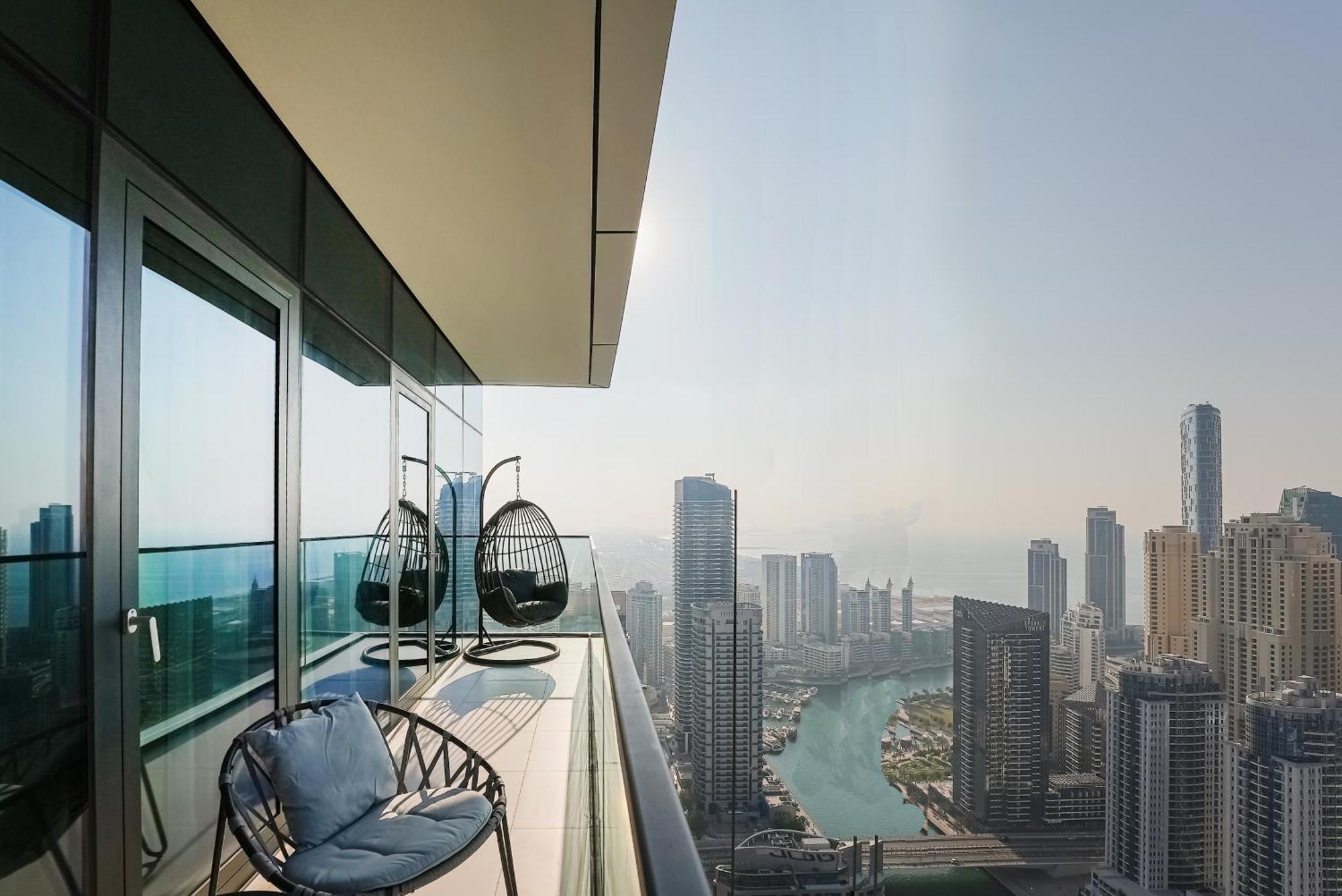 Modern 2Br High Floor Haven In Vida Dubai Marina Appartement Buitenkant foto