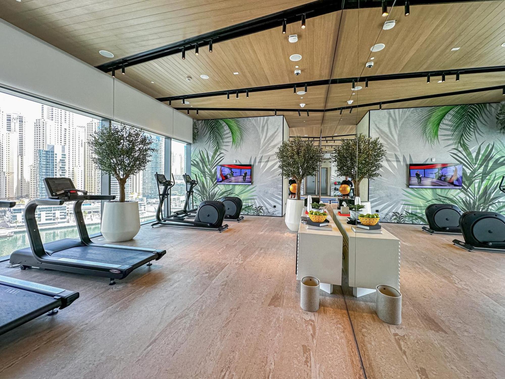 Modern 2Br High Floor Haven In Vida Dubai Marina Appartement Buitenkant foto