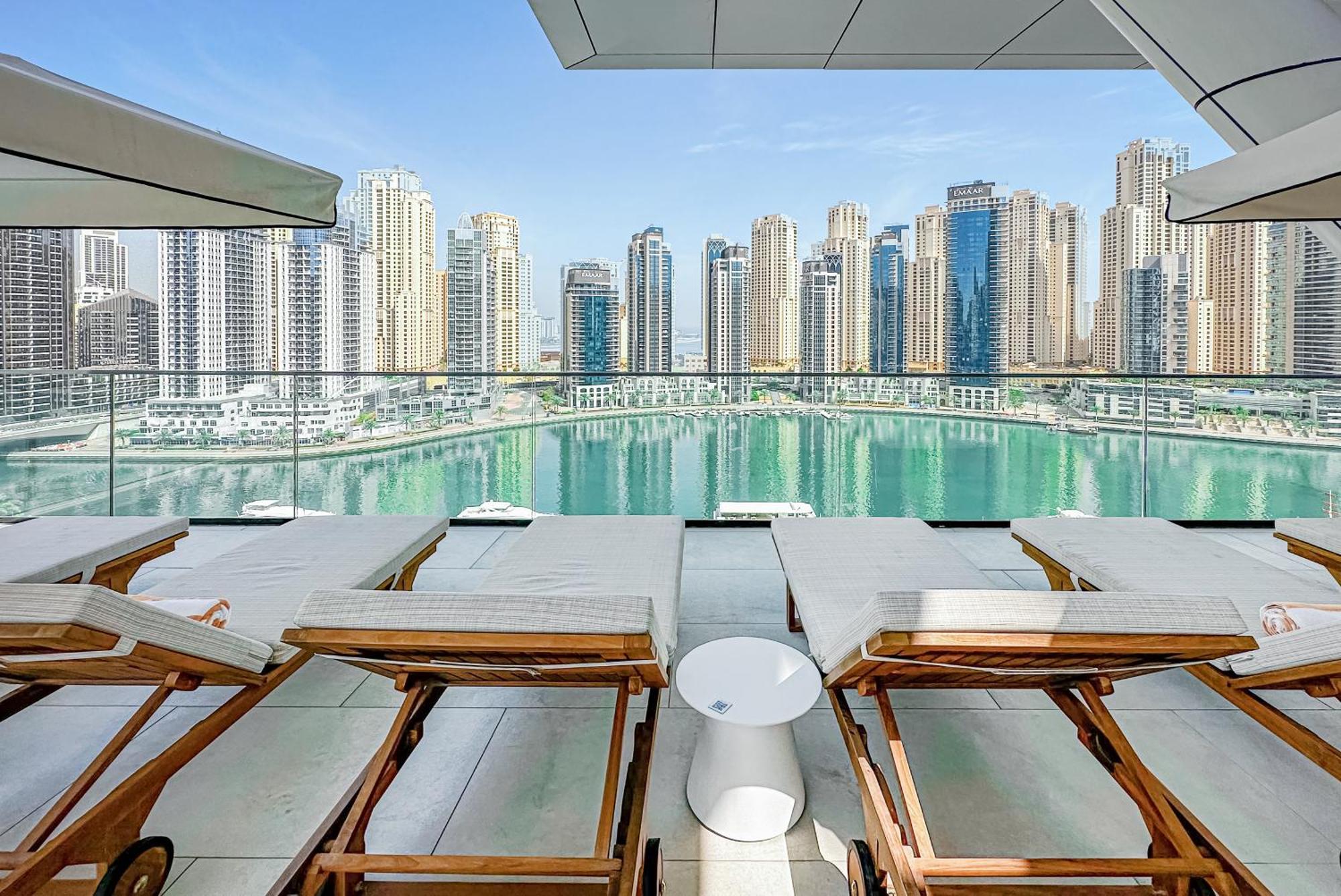 Modern 2Br High Floor Haven In Vida Dubai Marina Appartement Buitenkant foto